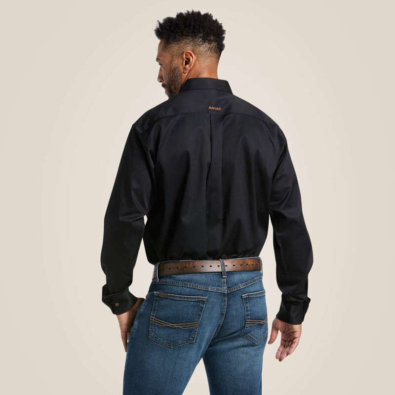 ARIAT Men's Solid Twill Classic Fit Shirt, Black