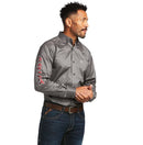 Camisa clásica de sarga con logotipo del equipo ARIAT para hombre 10039369 