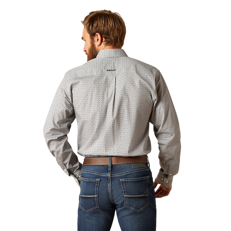 ARIAT Men's Wrinkle Free Fitted Val Long Sleeve Shirt 10046553