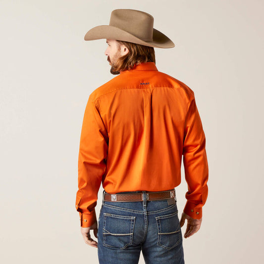 Camisa clásica de sarga con logotipo del equipo ARIAT para hombre 10046721 