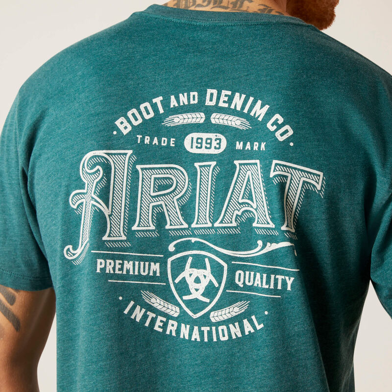 Camiseta de manga corta con logotipo gráfico en verde bosque y blanco suave para hombre de ARIAT 10047612 
