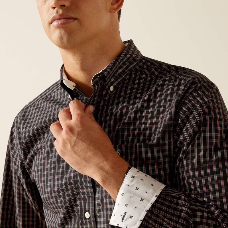 ARIAT Men's Wrinkle Free Brooklyn Fitted Shirt 10051476