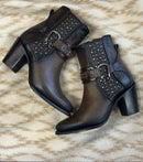 CUADRA Women's Western Style Harness & Studs Bootie CU966