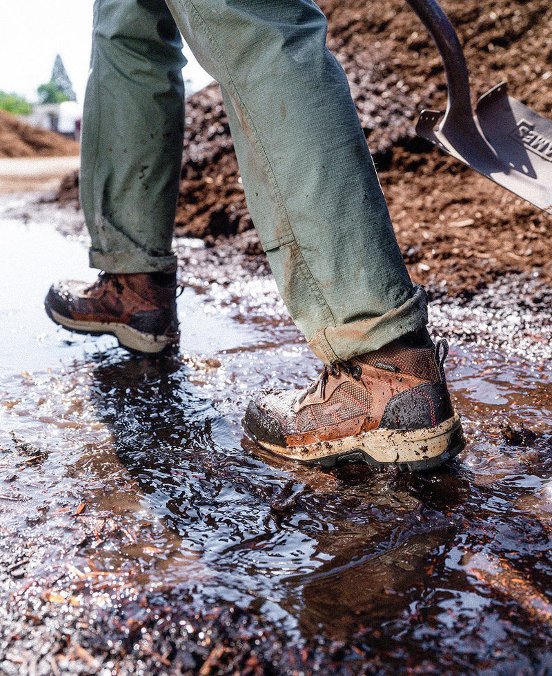 KEEN Women's Skokie Hiker Mid Waterprooof Carbon Toe Work Boot