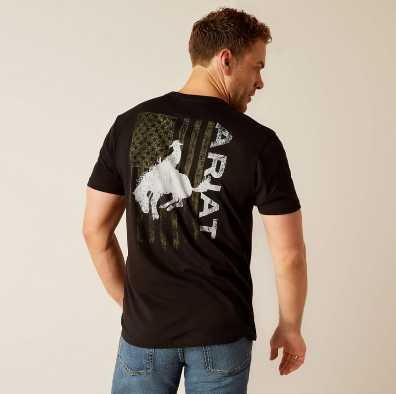 Camiseta ARIAT para hombre con la bandera del Bronco 10047897