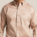 ARIAT Men's Solid Twill Classic Fit Shirt 10000505
