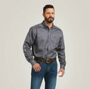 Camisa clásica de sarga con logotipo del equipo ARIAT para hombre 10037479