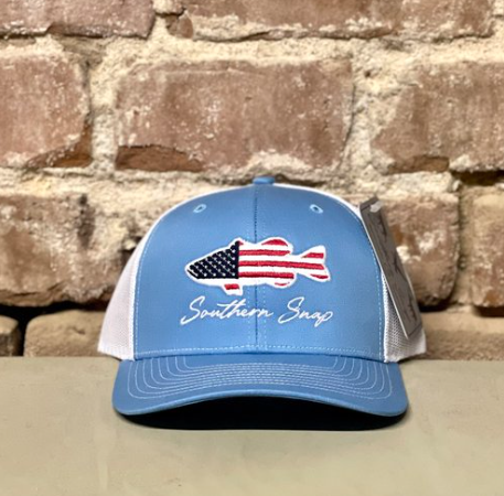 Gorra de camionero con bandera de EE. UU. para lubina negra