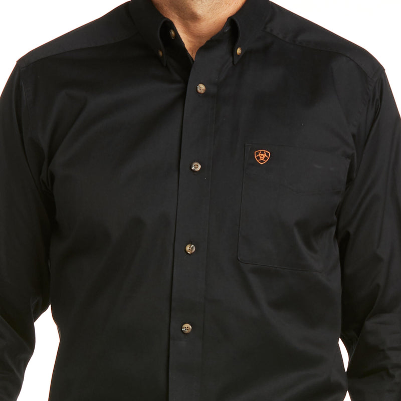 ARIAT Men's Solid Twill Fitted Shirt 10034229