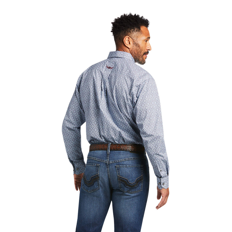 ARIAT Men's  Relentless Indomitable Stretch Classic Fit Shirt 10029215
