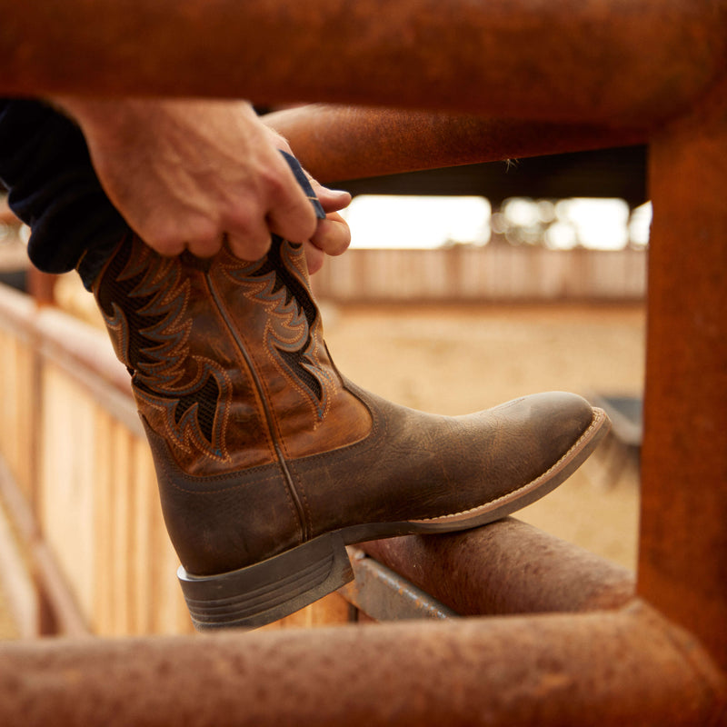 ARIAT Men's Cowpuncher VentTEK Western Boot 10044573