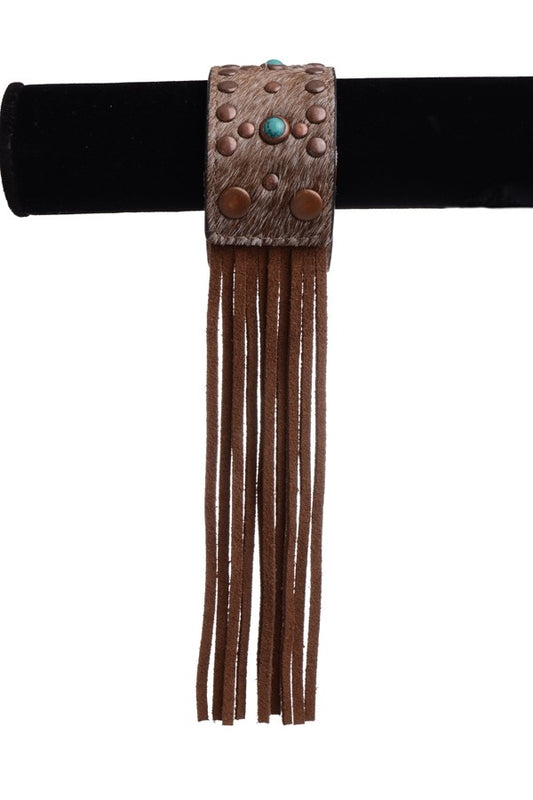 Brazalete de piel con flecos y tachuelas metálicas en turquesa para mujer A1077
