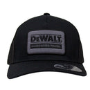 Gorra de camionero Oakdale de DEWALT para hombre con parche de malla DXWW50041
